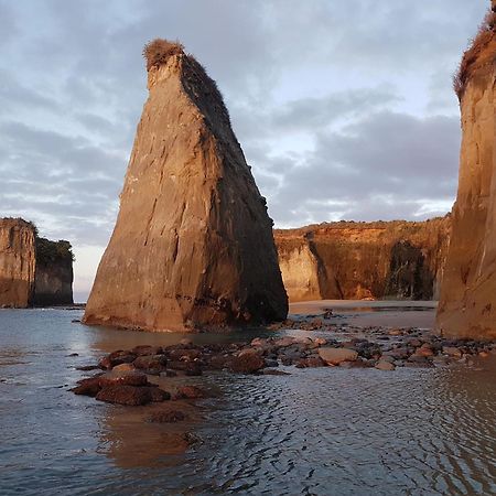 The Hole In The Rock Yurt Cape Foulwind Exterior foto