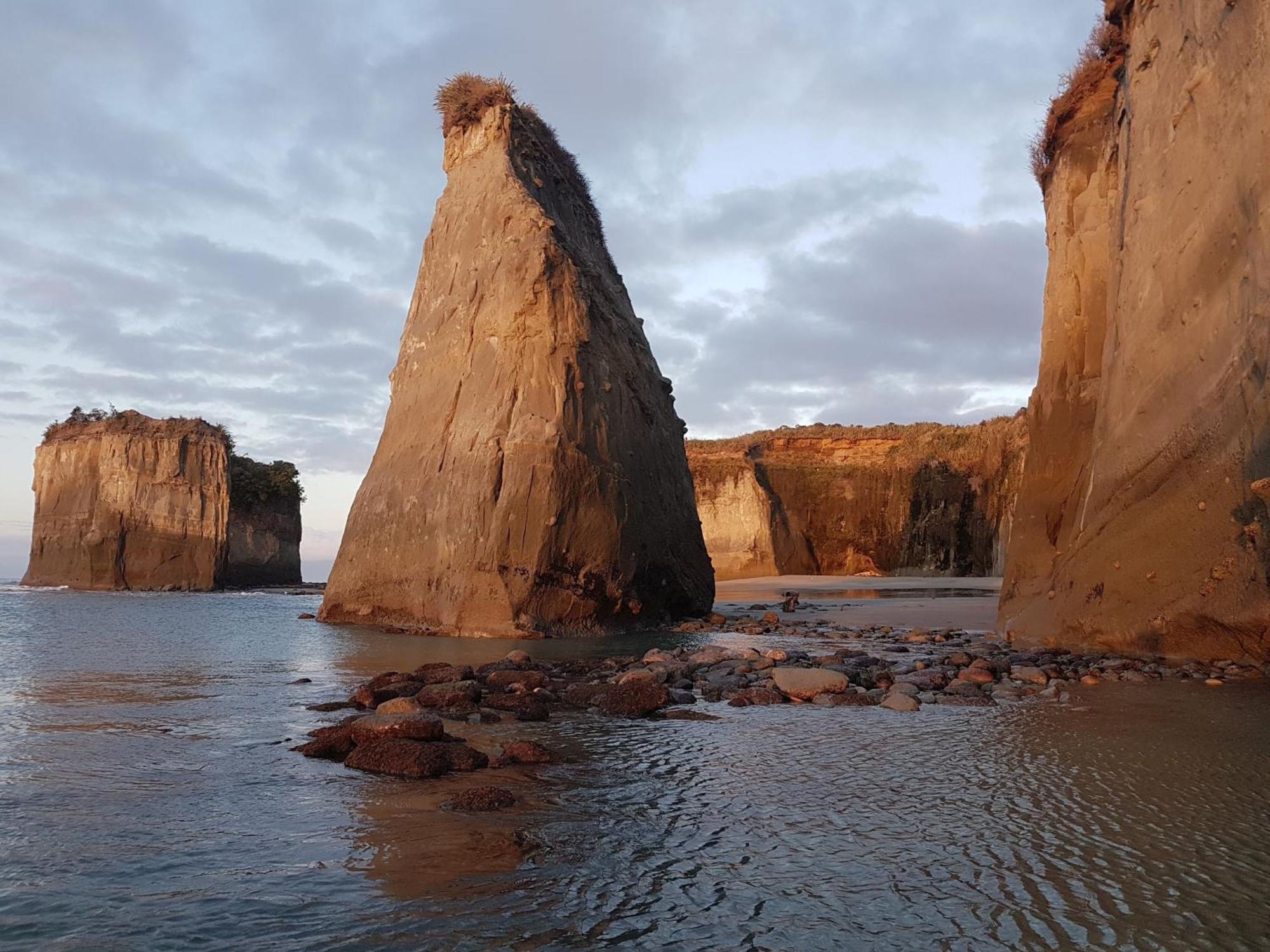 The Hole In The Rock Yurt Cape Foulwind Exterior foto