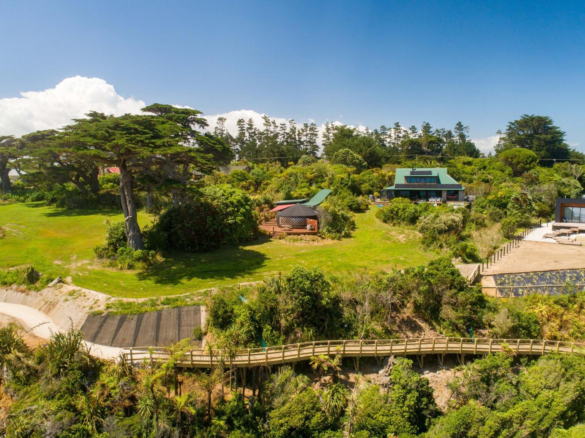 The Hole In The Rock Yurt Cape Foulwind Exterior foto
